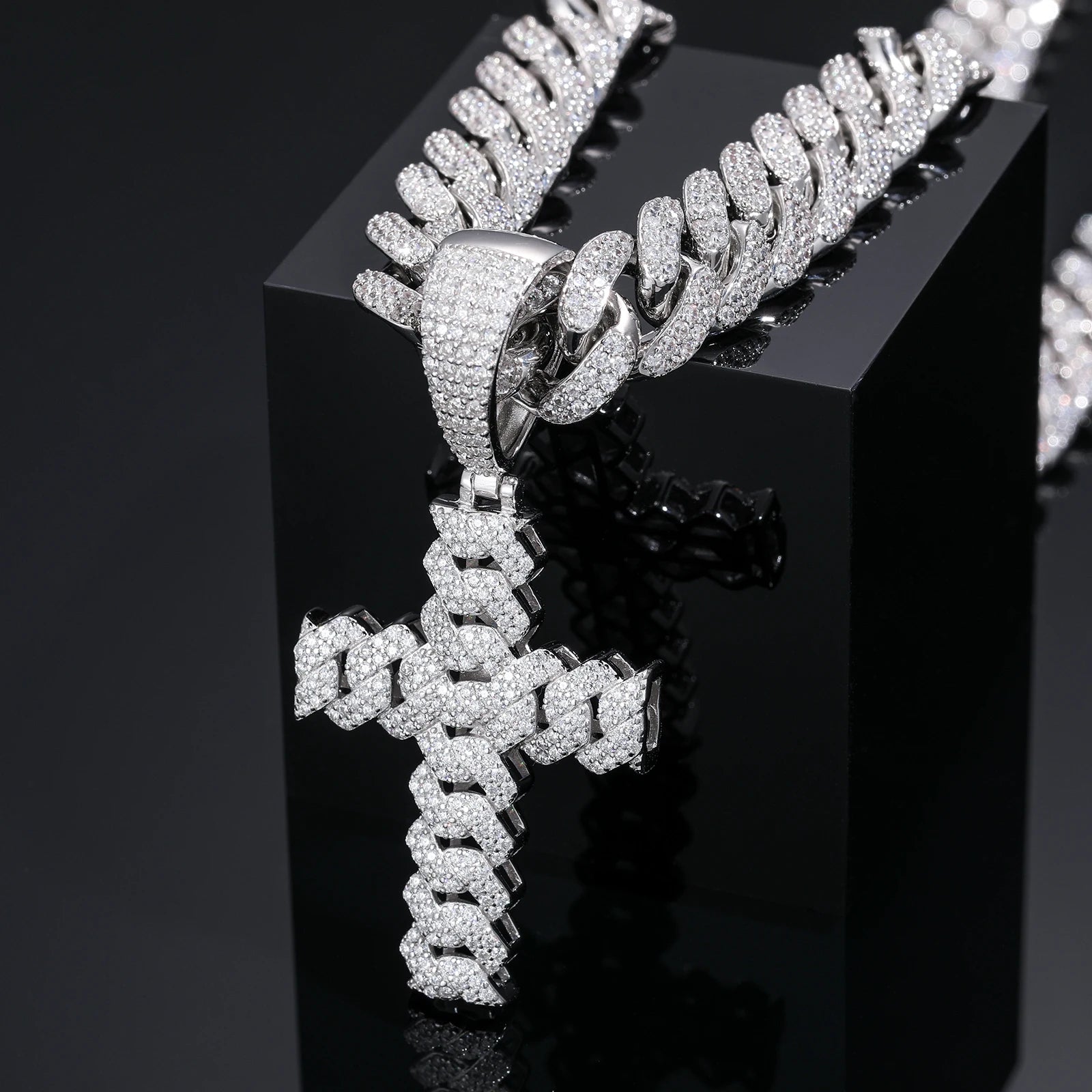 12mm Cuban Chain Men Women Hip Hop Cross Pendant Necklace D VVS Moissanite Iced Out Bling 925 Sterling Silver Necklaces Jewelry